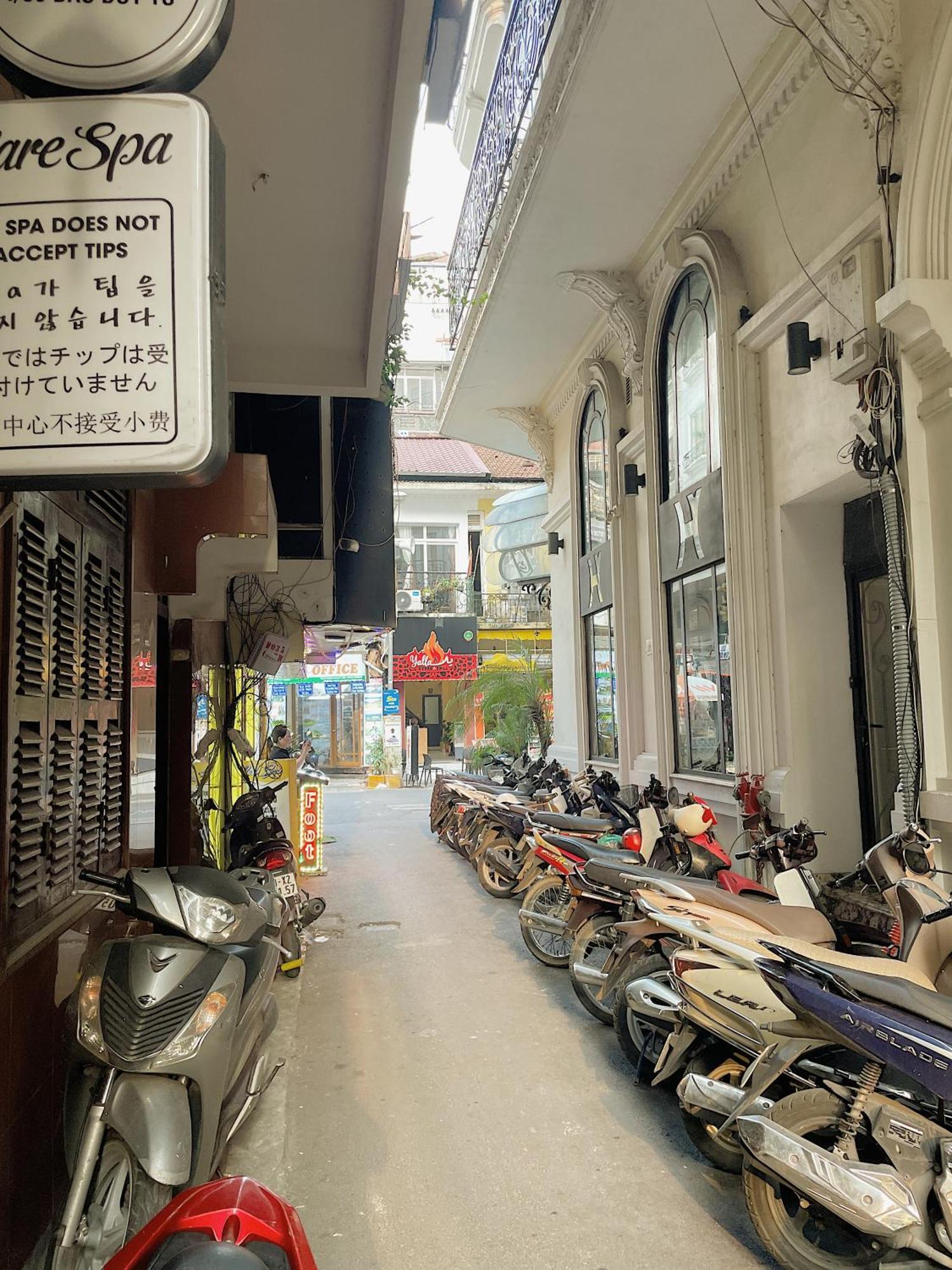 Migo Housing - Hanoi Beer Street - Lift And Spacious - Ensuite Kitchen - Ensuite Bathroom Buitenkant foto